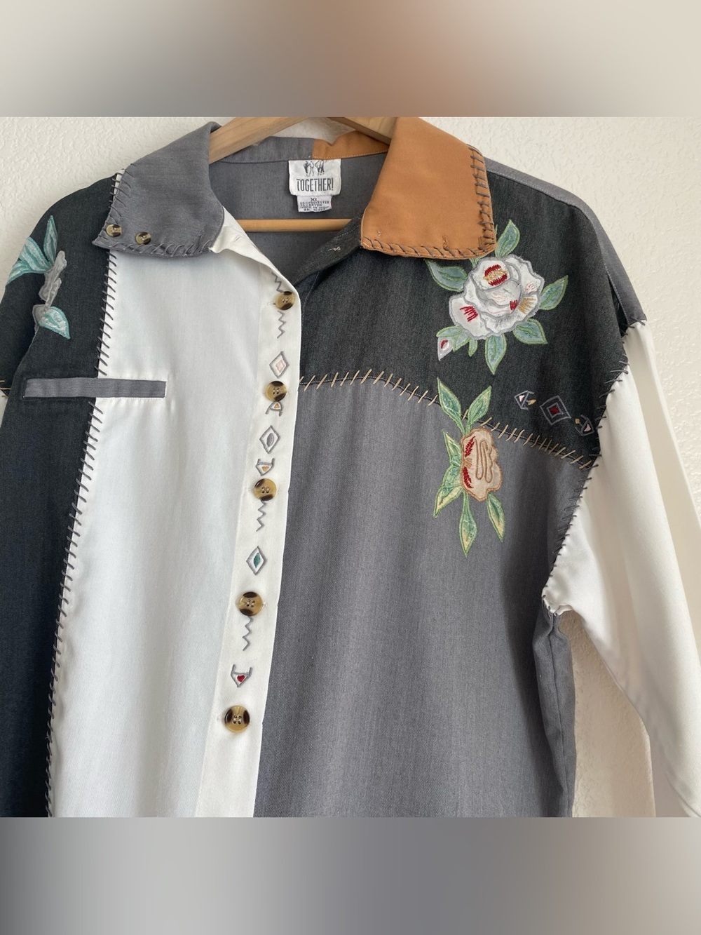 Vintage Together floral embroidered patchwork colorblock button down shirt, XL - Picture 5 of 13